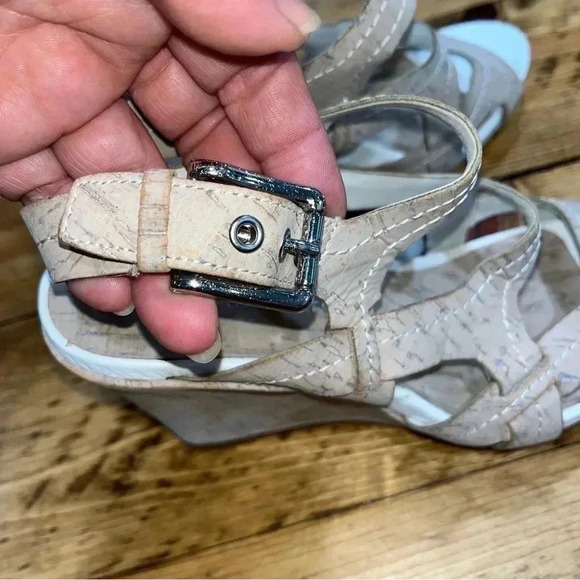 Donald Pliner Gilda Cork Wedge Strappy Sandals, beachy, summer, cool - Picture 8 of 9